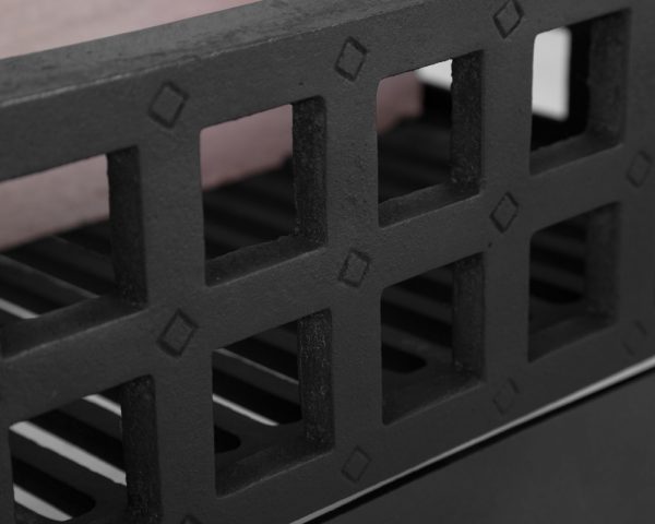 Clyde Cast Iron Fire Basket - Image 4